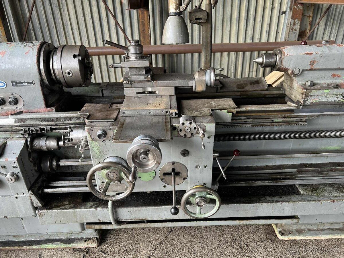 Predám sústruh SU-35 - 3