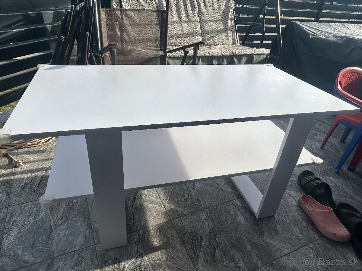 Konferenčný stolik - 3
