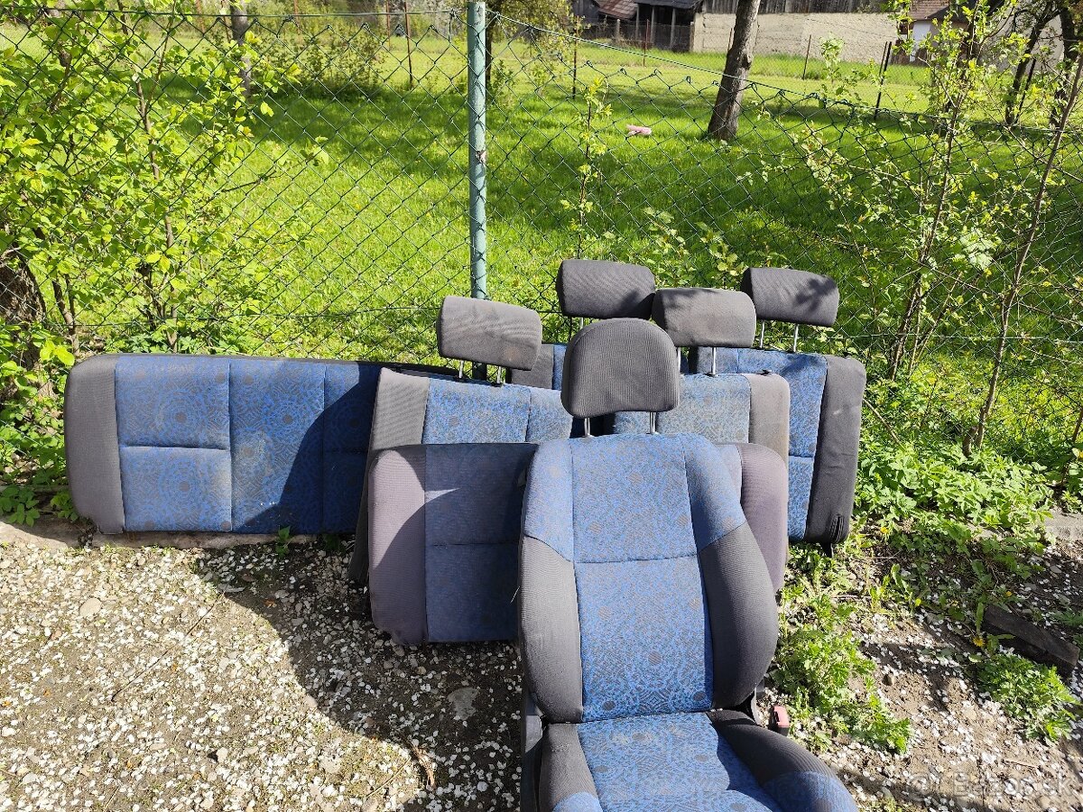 Mitsubishi Pajero Pinin sedadlá - 3