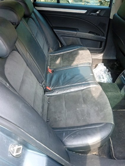 Diely interiéru Škoda Superb 2 - 3