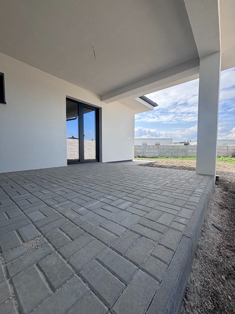 Moderný 4 izbový rodinný dom - Veľké Úľany - 3