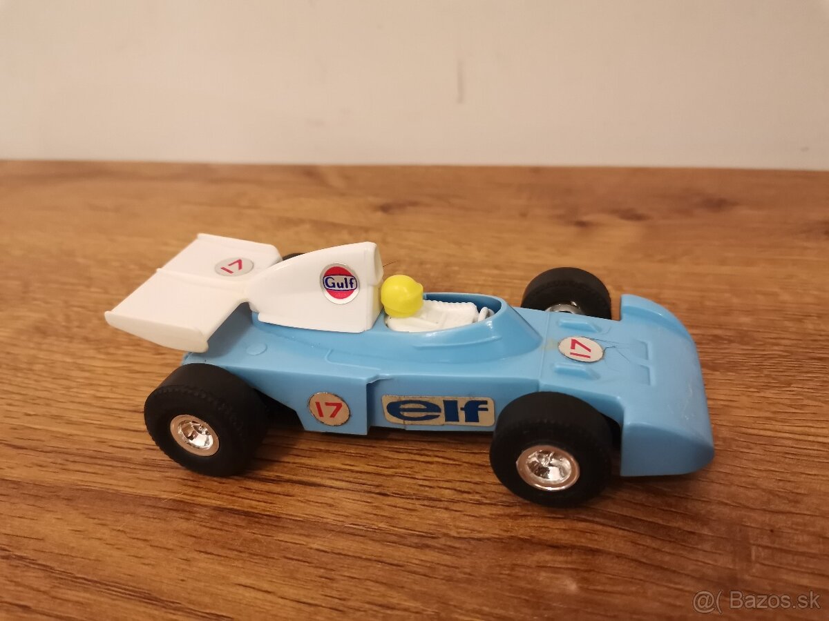 ITES TYRELL AUTÍČKO - 3