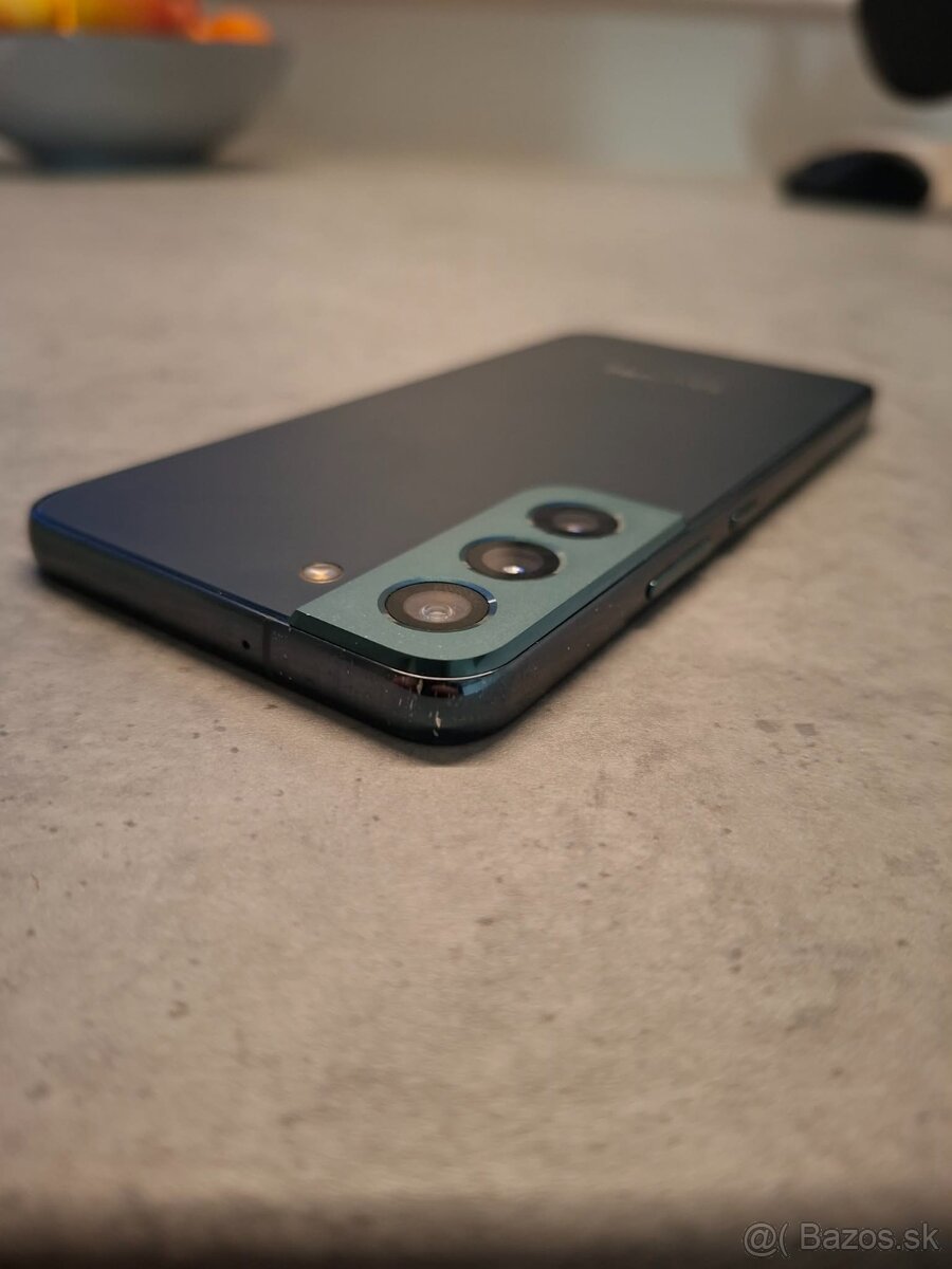 Samsung Galaxy S22 - 3