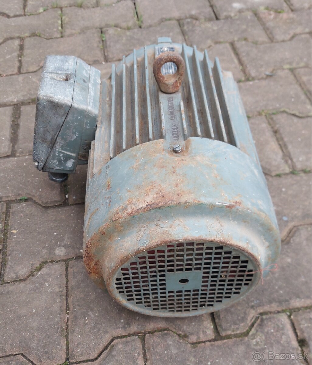 Motor 3kW 940ot/min - 3