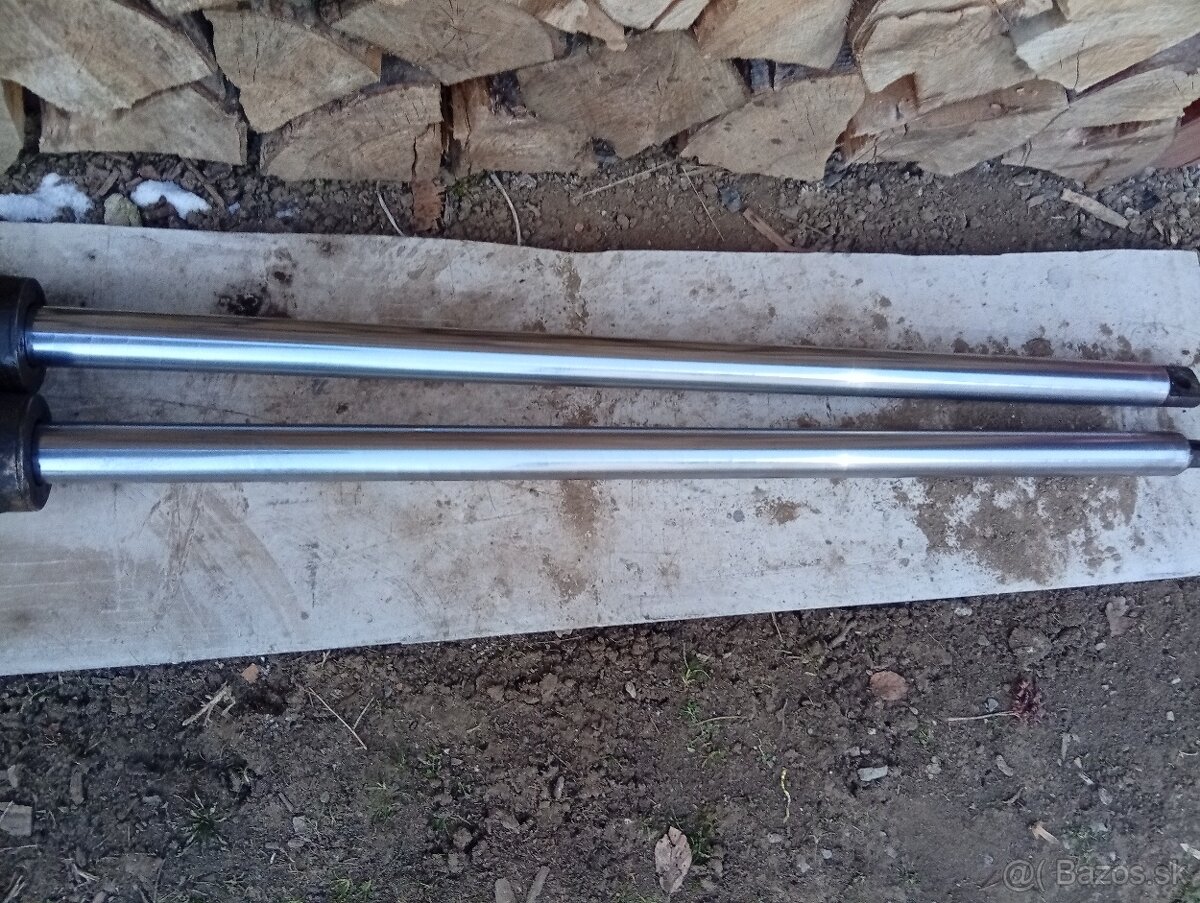 Predám tieto 2 dvojčinné rovnaké piestnice - 3