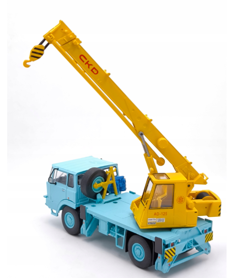 Tatra 813 8x8 AZ 44 1:43 - 3