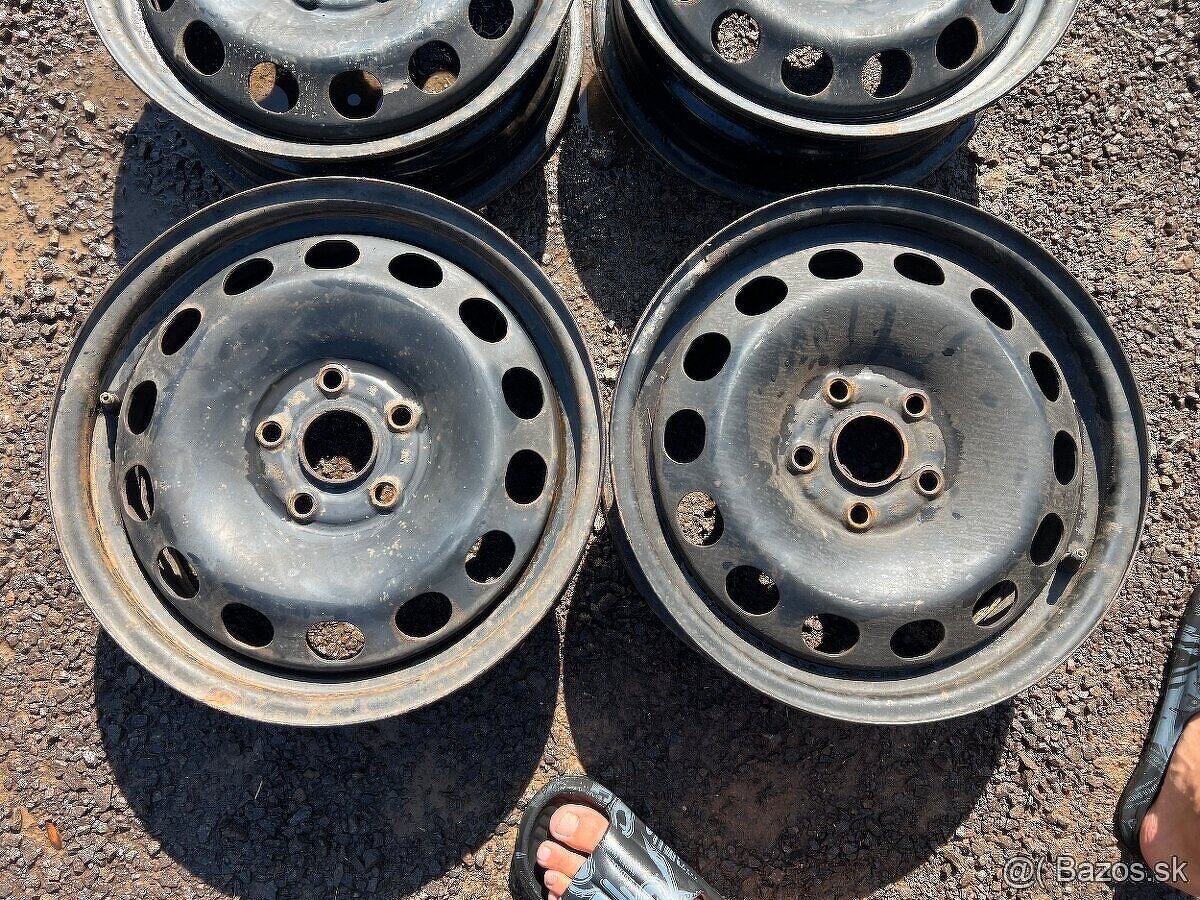 Predám plechové disky 5x112 R16 6J ET50 originál Audi A3 8P - 3