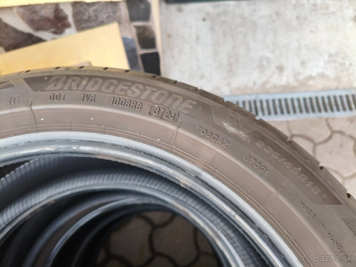 Bridgestone Turanza 6 235/45 R18 - 3