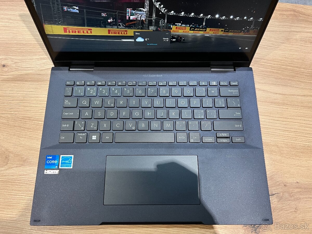 Asus Expertbook B7 Flip - 3