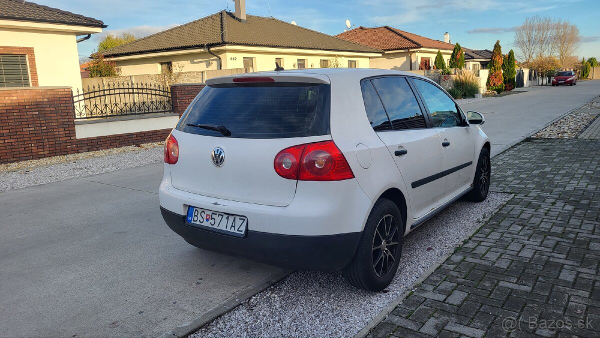 Volkswagen Golf V - 3