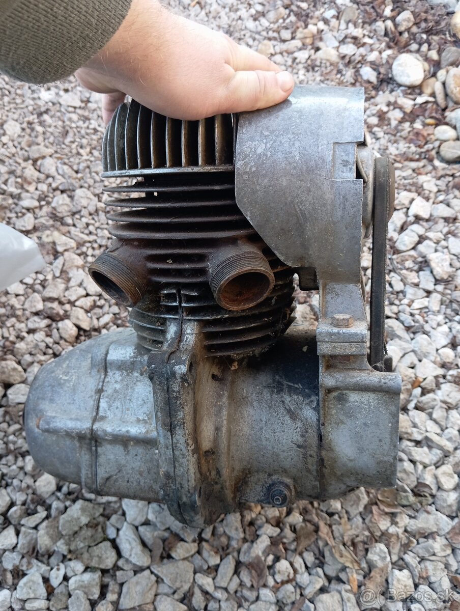 Predám motor na čz 175/501,502,505 skúter, prasa - 3