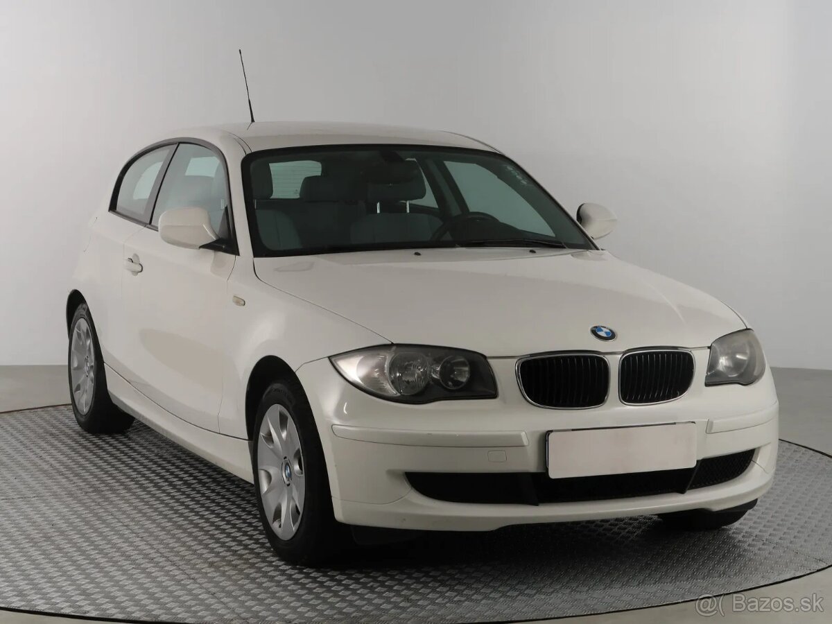 BMW 1 2012 116i 154233km ABS klimatizácia - 3