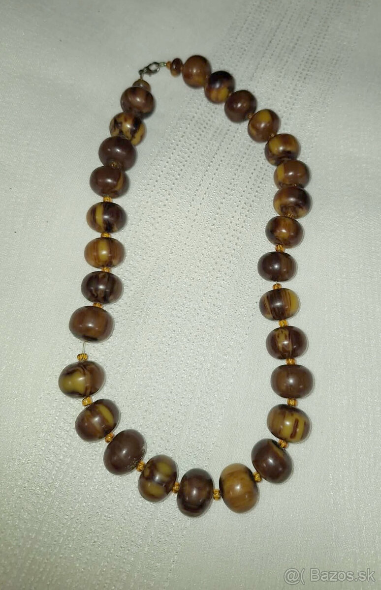 STAROŽITNÝ BAKELITOVÝ NÁHRDELNÍK - 3