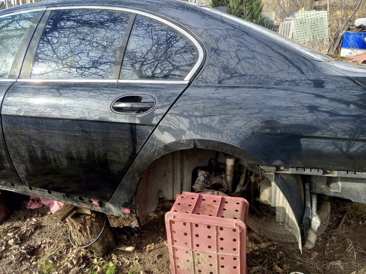 BMW e65 e66 730d dveře - blatník - 3