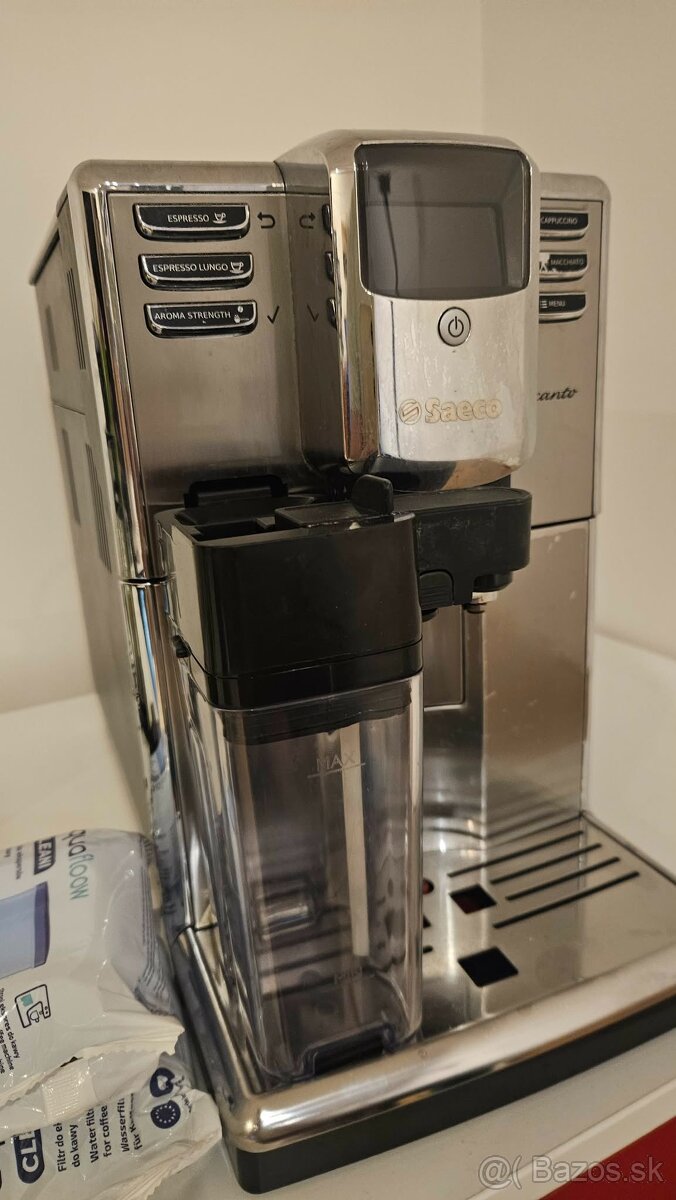 Predam Kavovar Saeco - 3