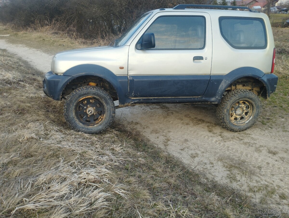 Suzuki Jimny 1.3 59kw bez Tp ŠPZ - 3