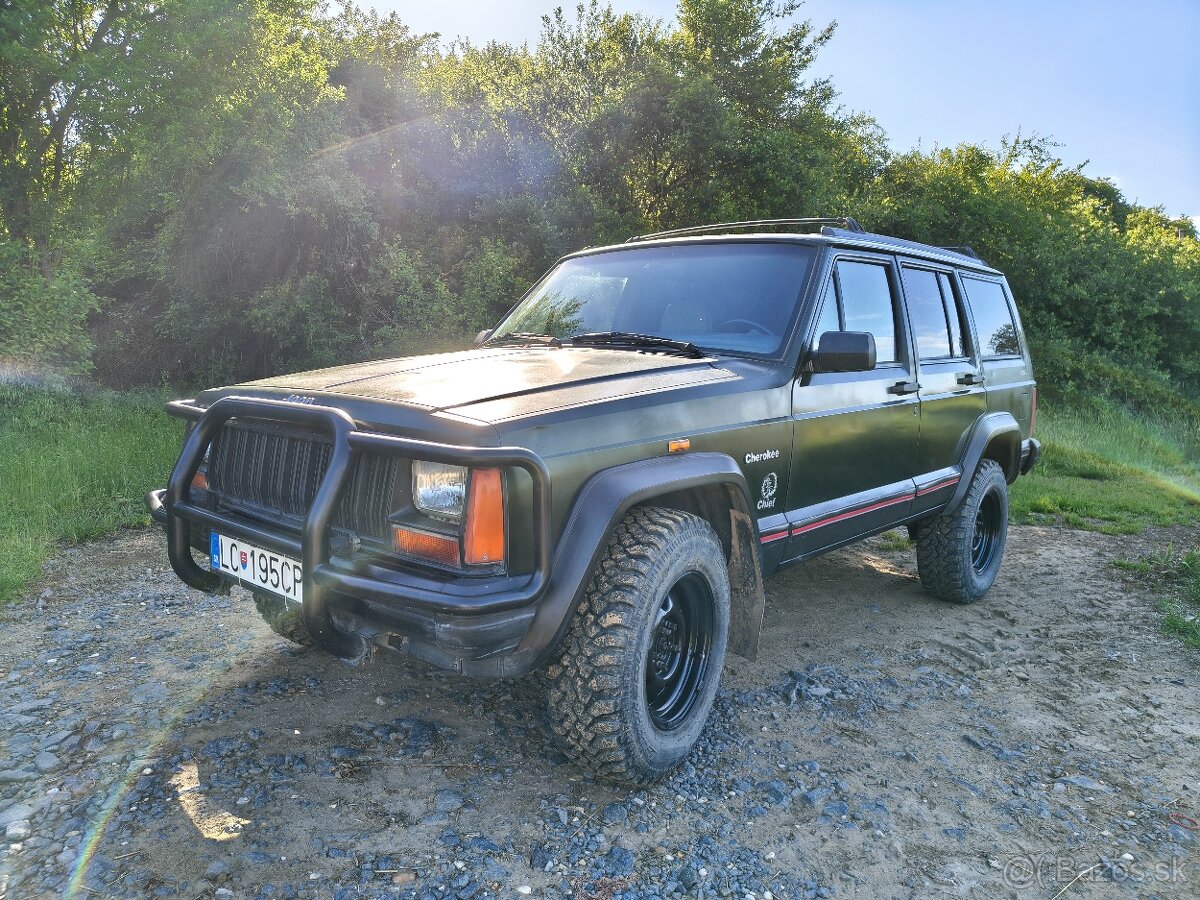 Jeep Cherokee 2.5 TD 85kw - 3