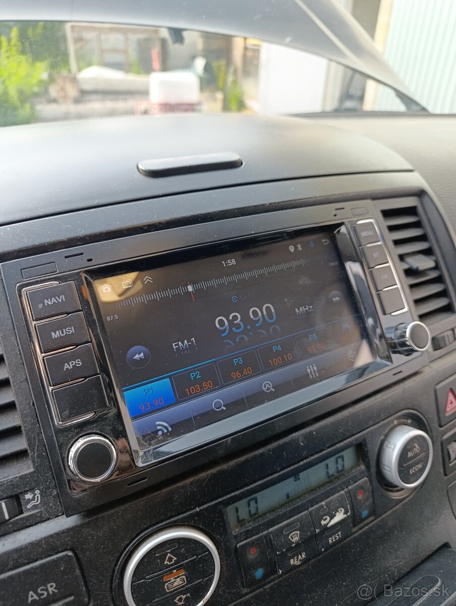 Predám rádio T5 - Touareg - 3