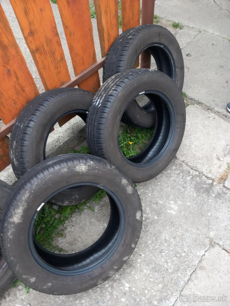 185/65 R15 - 3