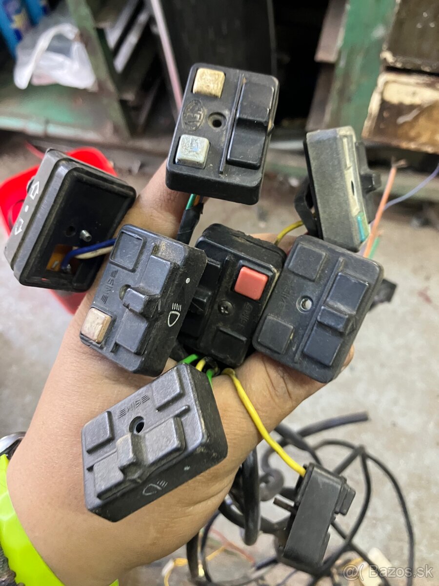 Predám vypínače Cev a domino - 3