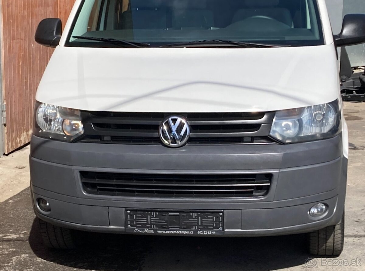 VOLKSWAGEN TRANSPORTER T5 2,0 TDi 4MOTION - 3