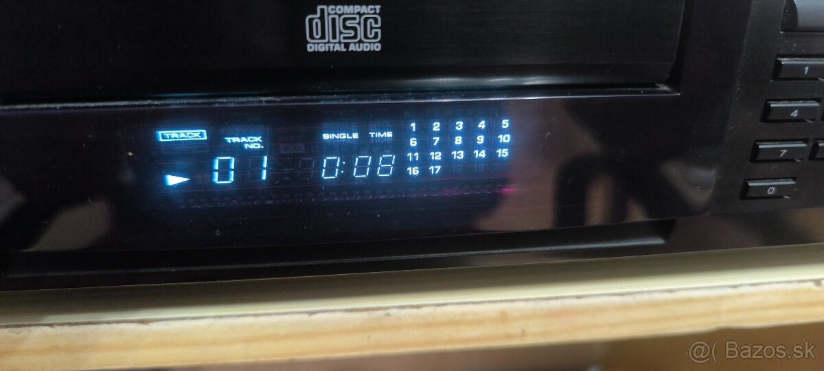 Predám CD prehrávač Kenwood - 3
