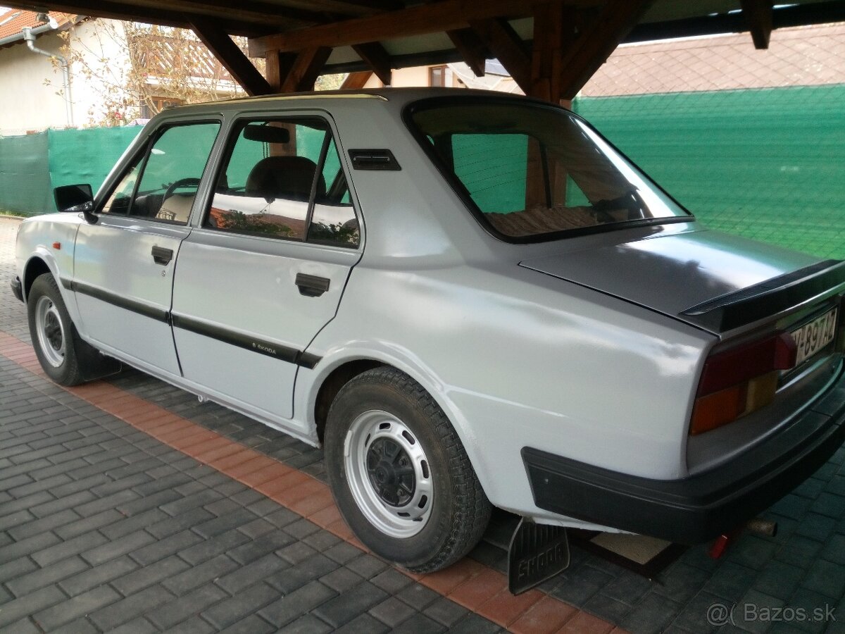 Škoda 105 L - 3