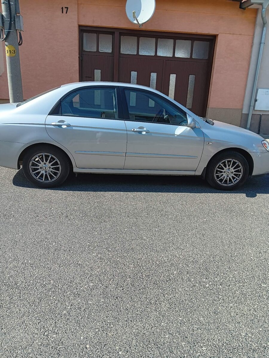 Kia Cerato - 3