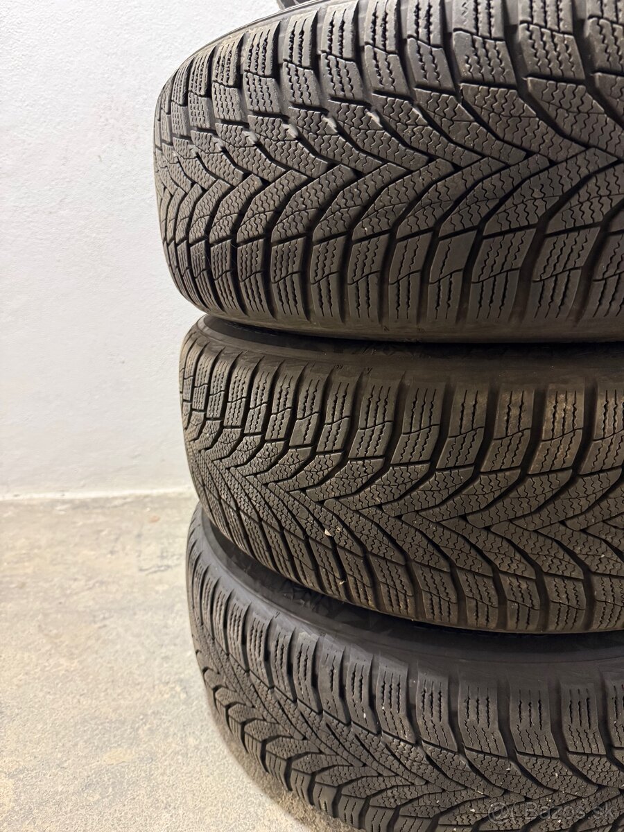 Škoda , VW zimné pneu na diskoch - 3