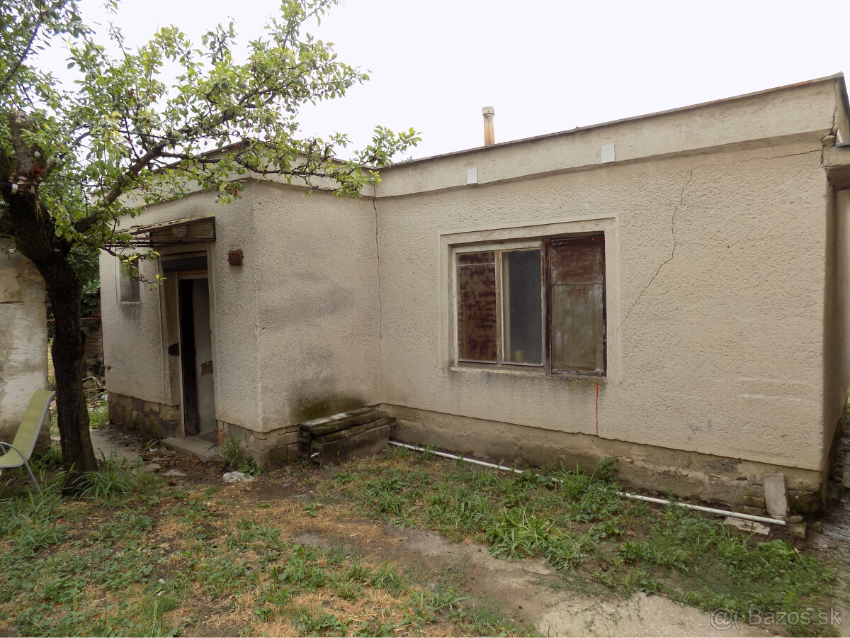 Na predaj viacgeneračný dom v Tvrdošovciach . - 3