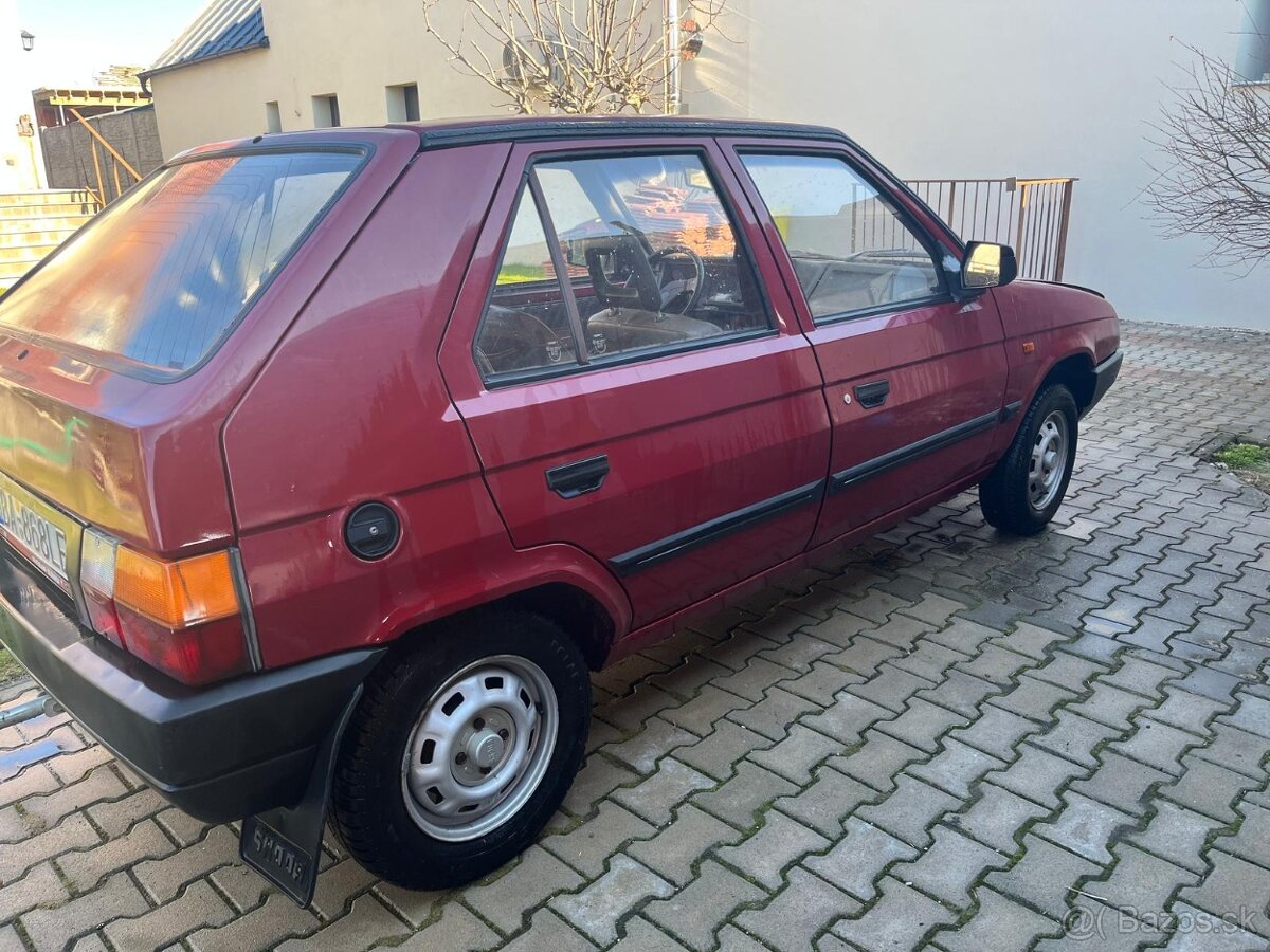 Škoda Favorit 135L - 3