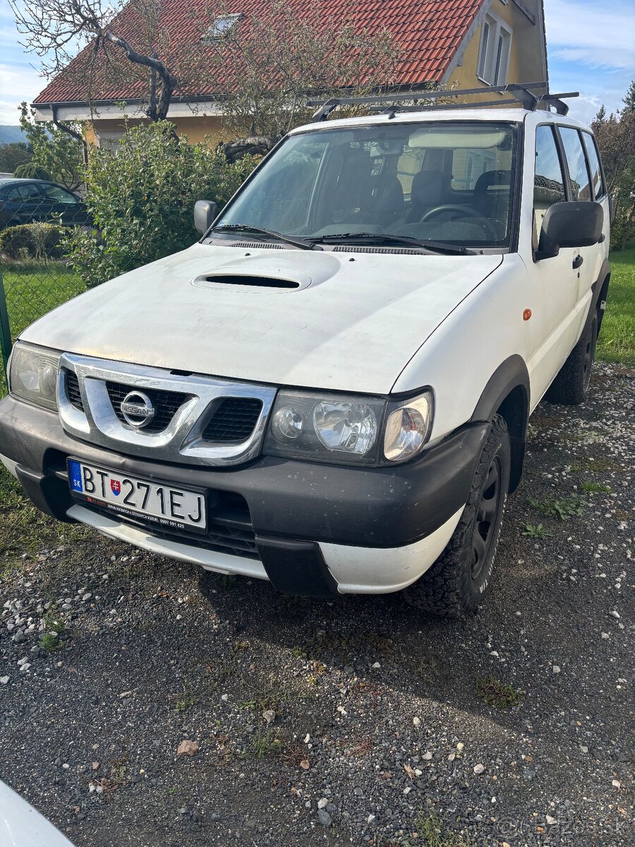 Predám Nissan terrano - 3