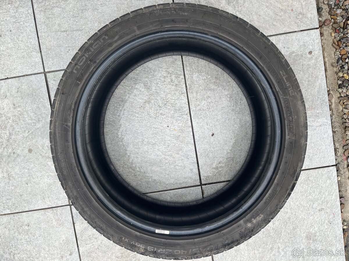 245/40 r19 letne Nokian - 3