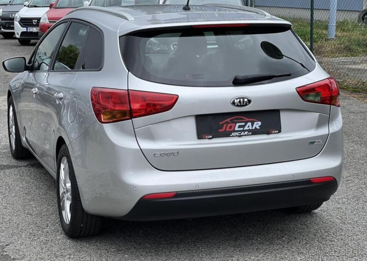Kia Cee´d 1.4 CVVT LPG KLIMA TEMPOMAT lpg + benzín manuál - 3