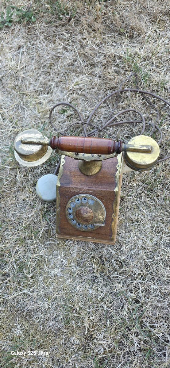 Tesla Telefon - 3