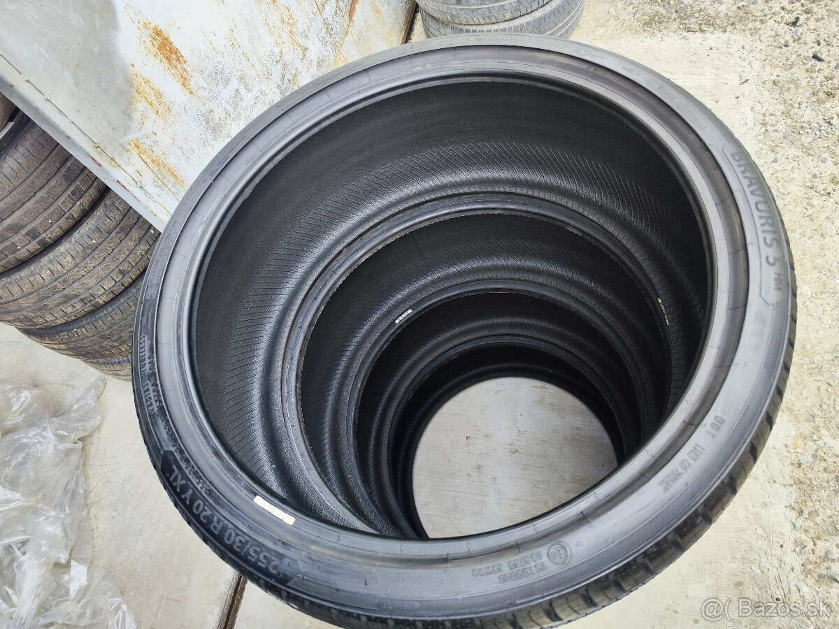 255/30 R20 BARUM Bravuris 5HM - 3