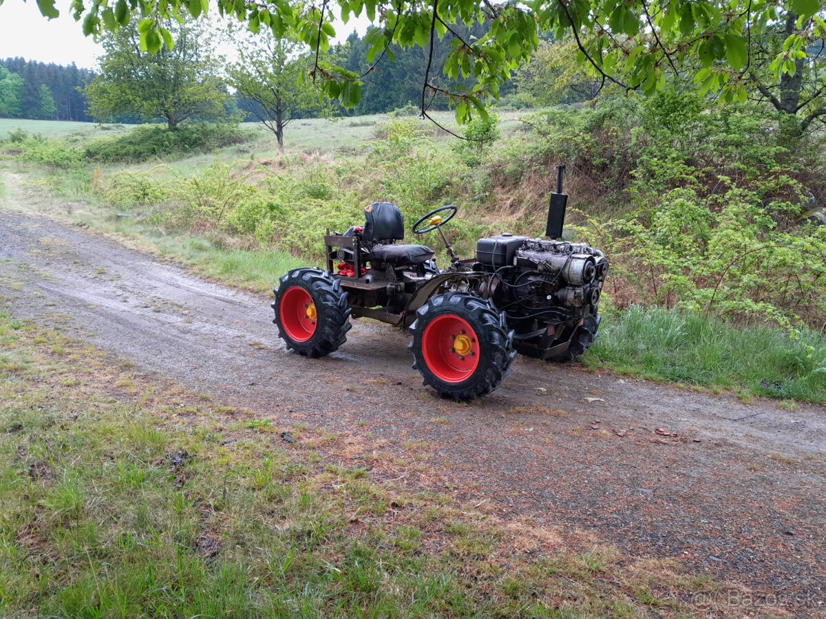 Predám kolesá 18 na traktor tatra 805 - 3