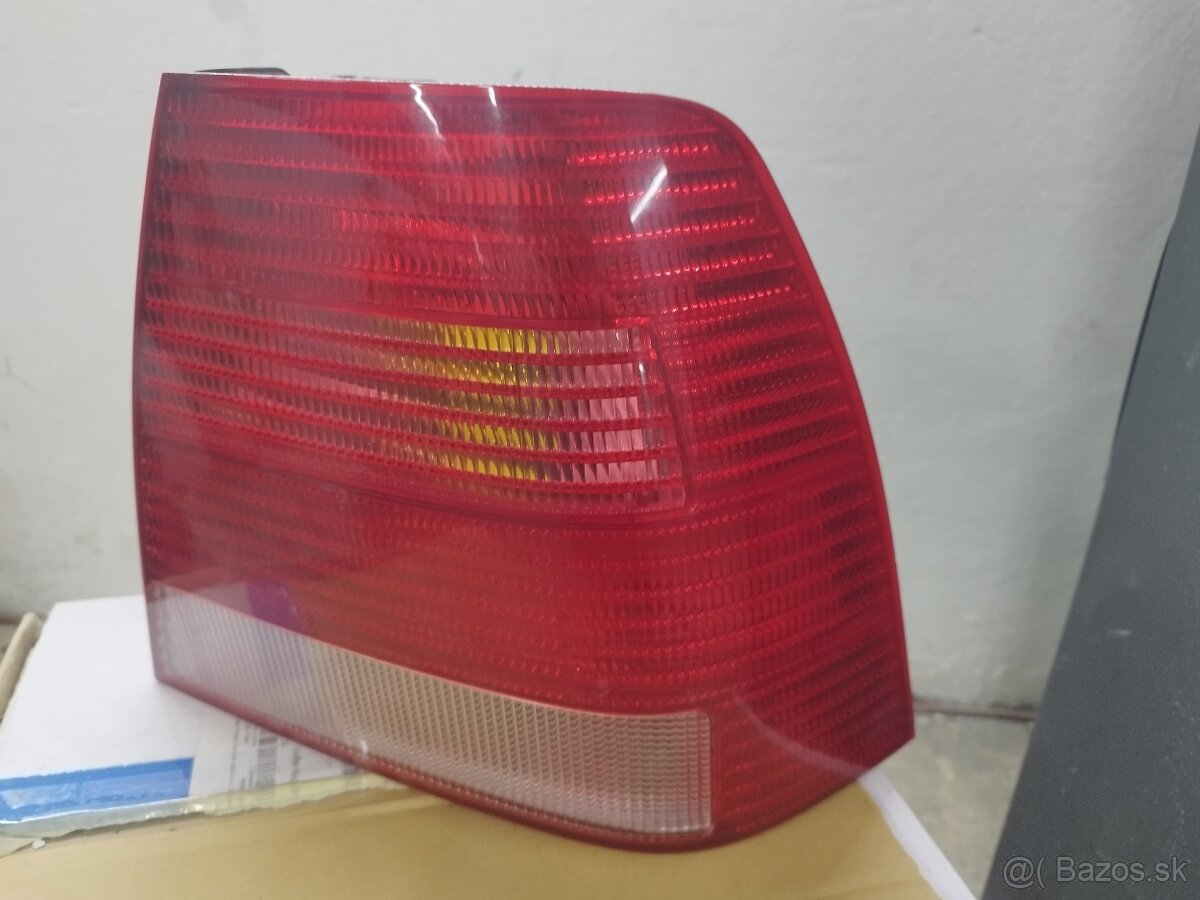Zadné svetlá vw bora - 3