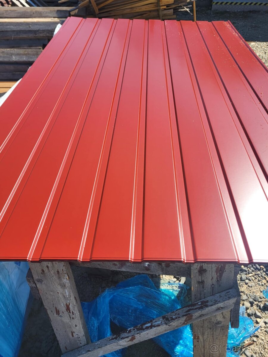 Trapezovy plech T07 ALUCINK,8019Mat,3009,7016 Mat,9005Mat - 3