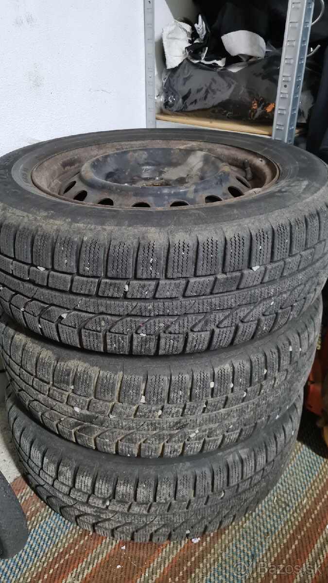 Predam disky r15 5x114 3 toyota stredova diera 60,1 - 3