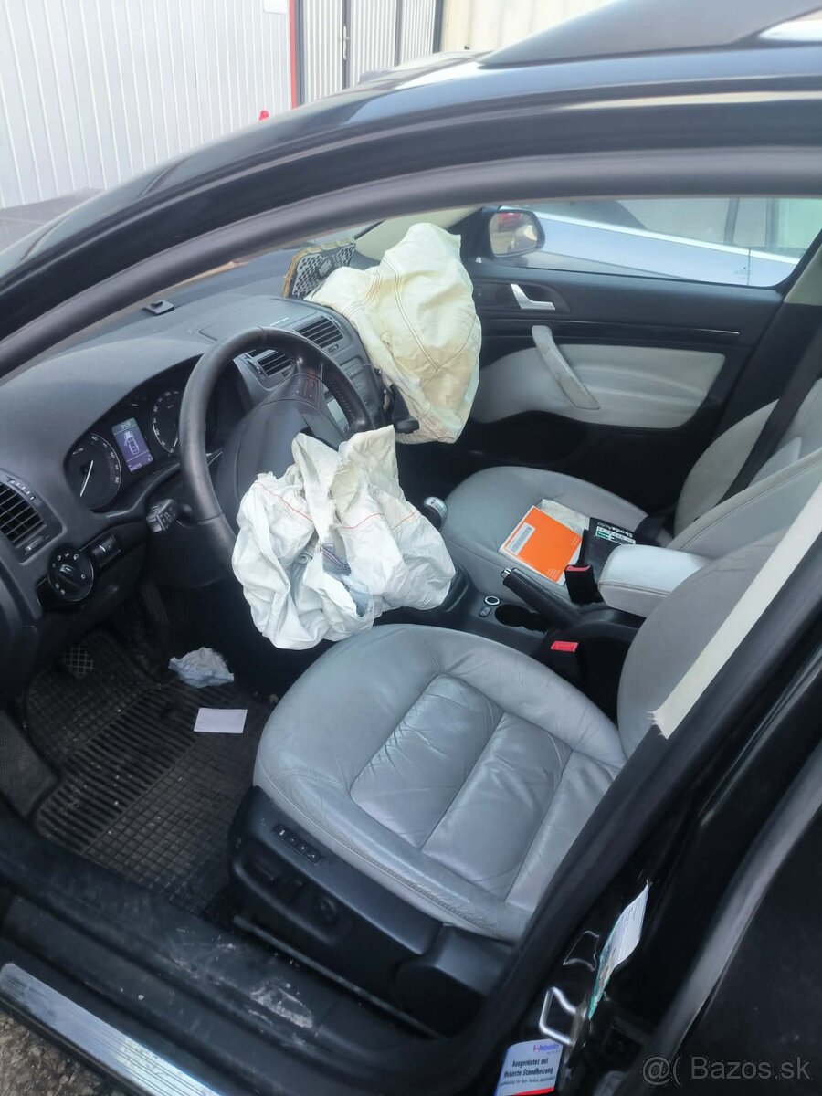 Rozpredám škoda Octavia combi 4x4 - 3