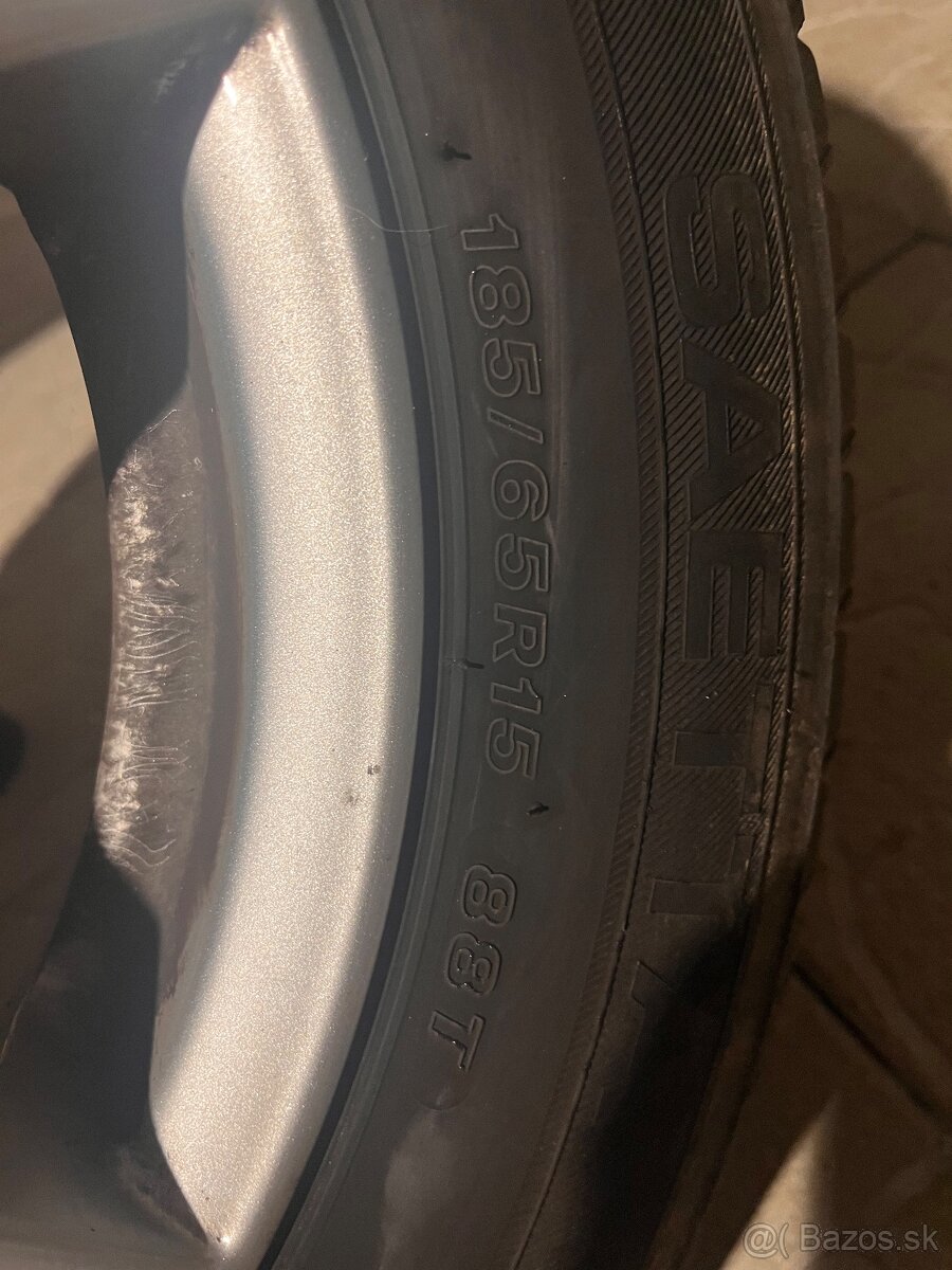 Predám 4x letné gumy na diskoch 185/65 R15 - 3