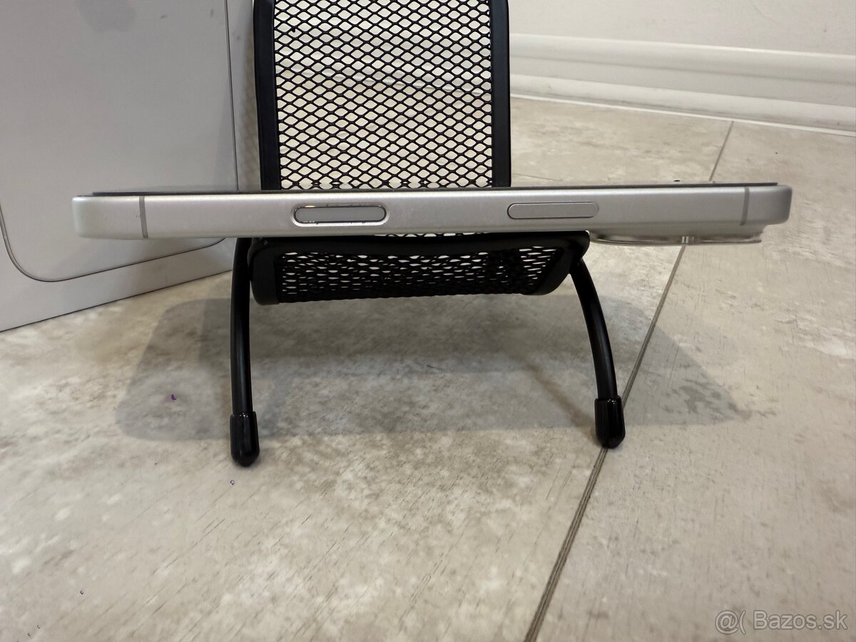 Predám,Vymením Apple iPhone 16 128GB - 3