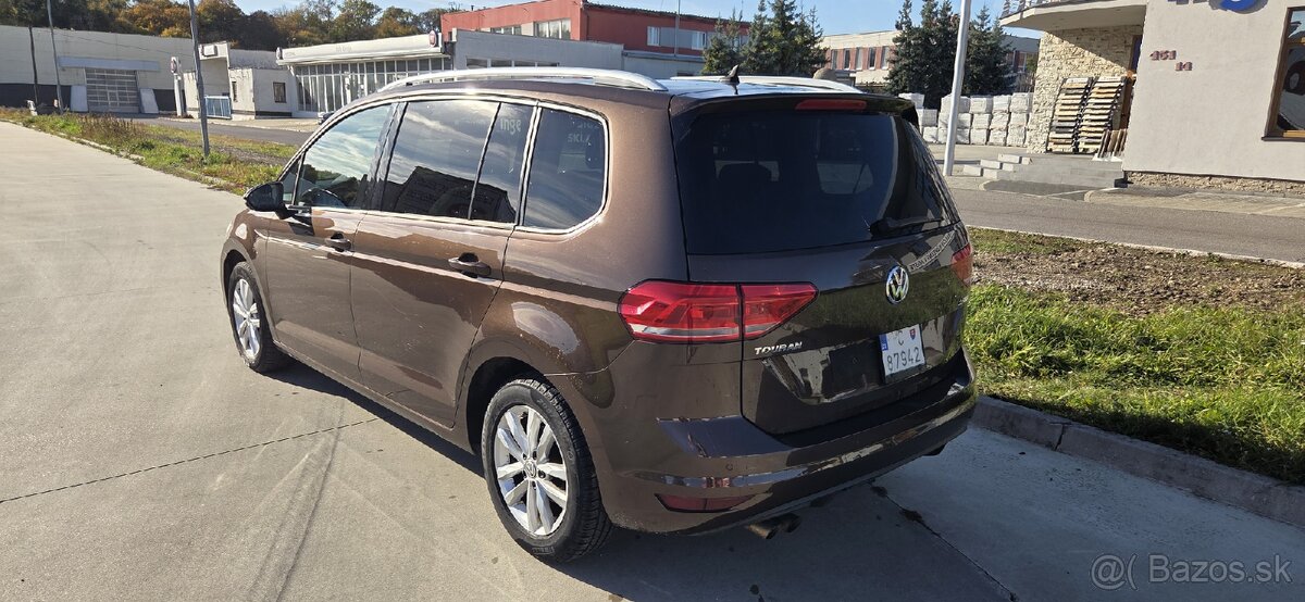 VW Touran 2.0Tdi 7 miestne - 3