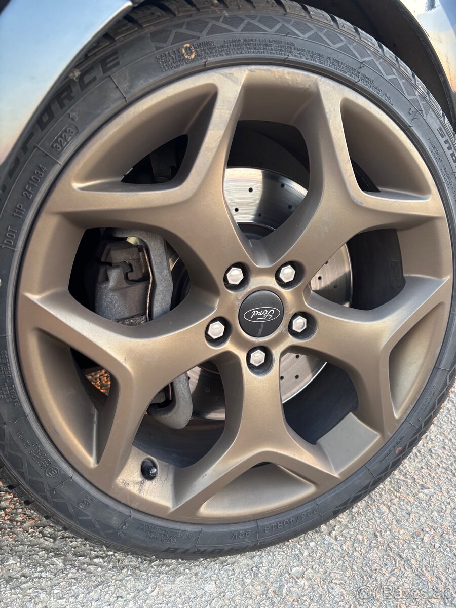 Ford Focus st 2.5 - 3