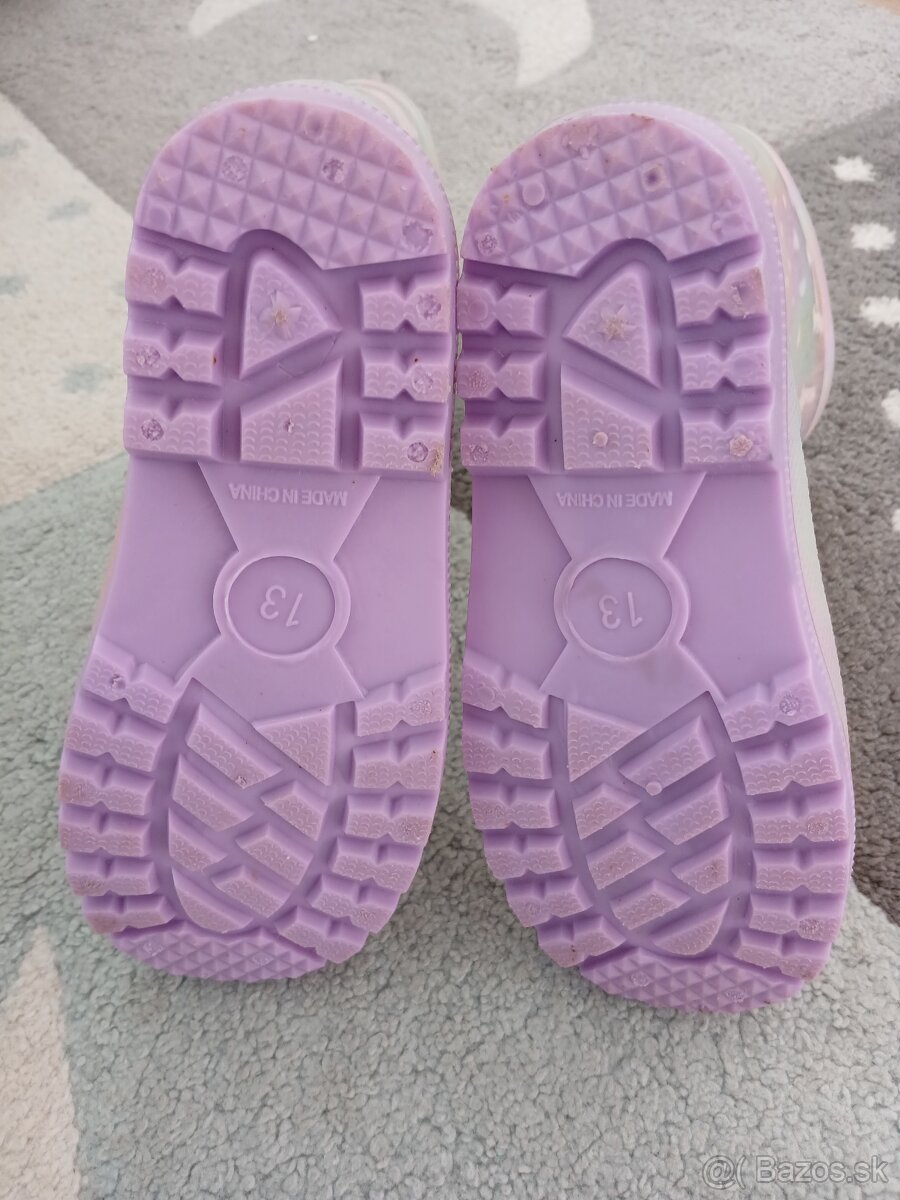 Dievcenske gumaky 30 - 3