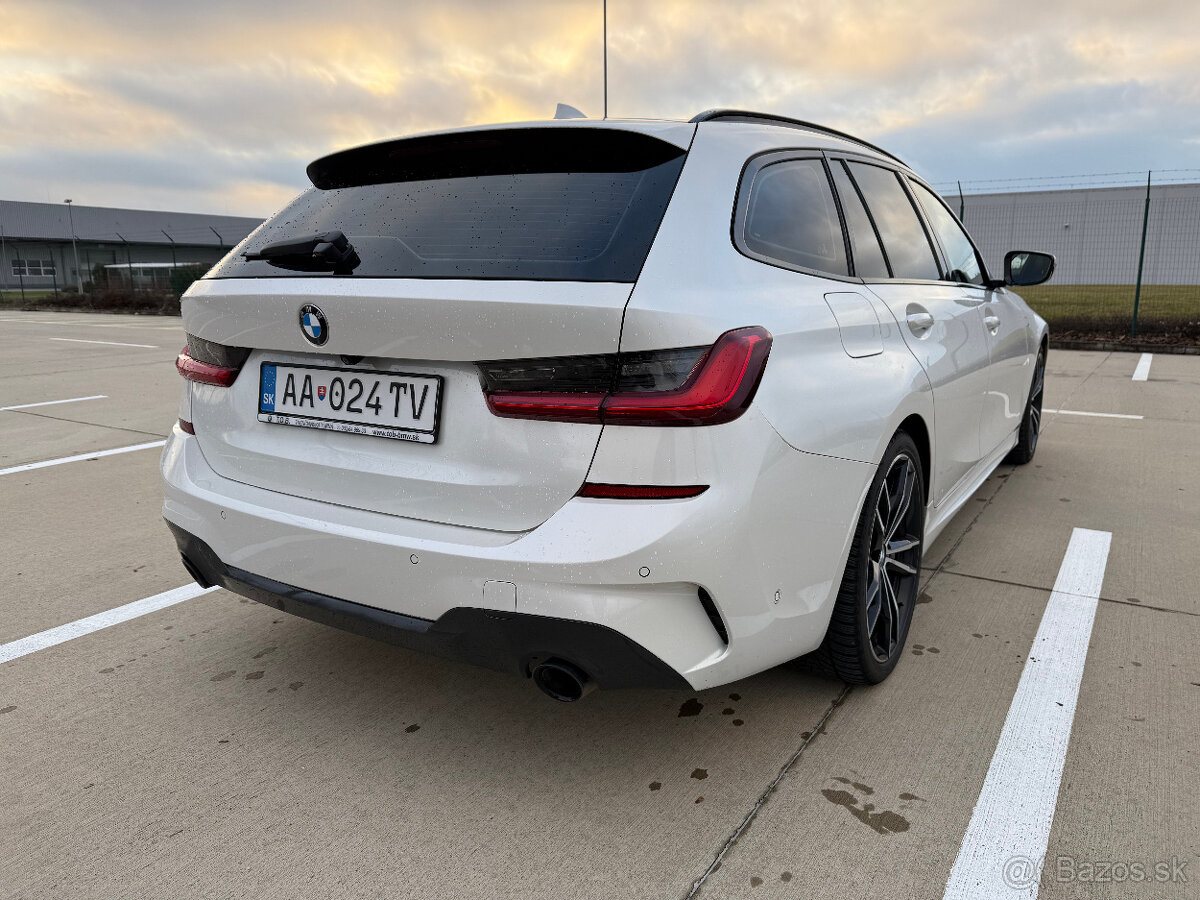 BMW 330i M-Sport - 3