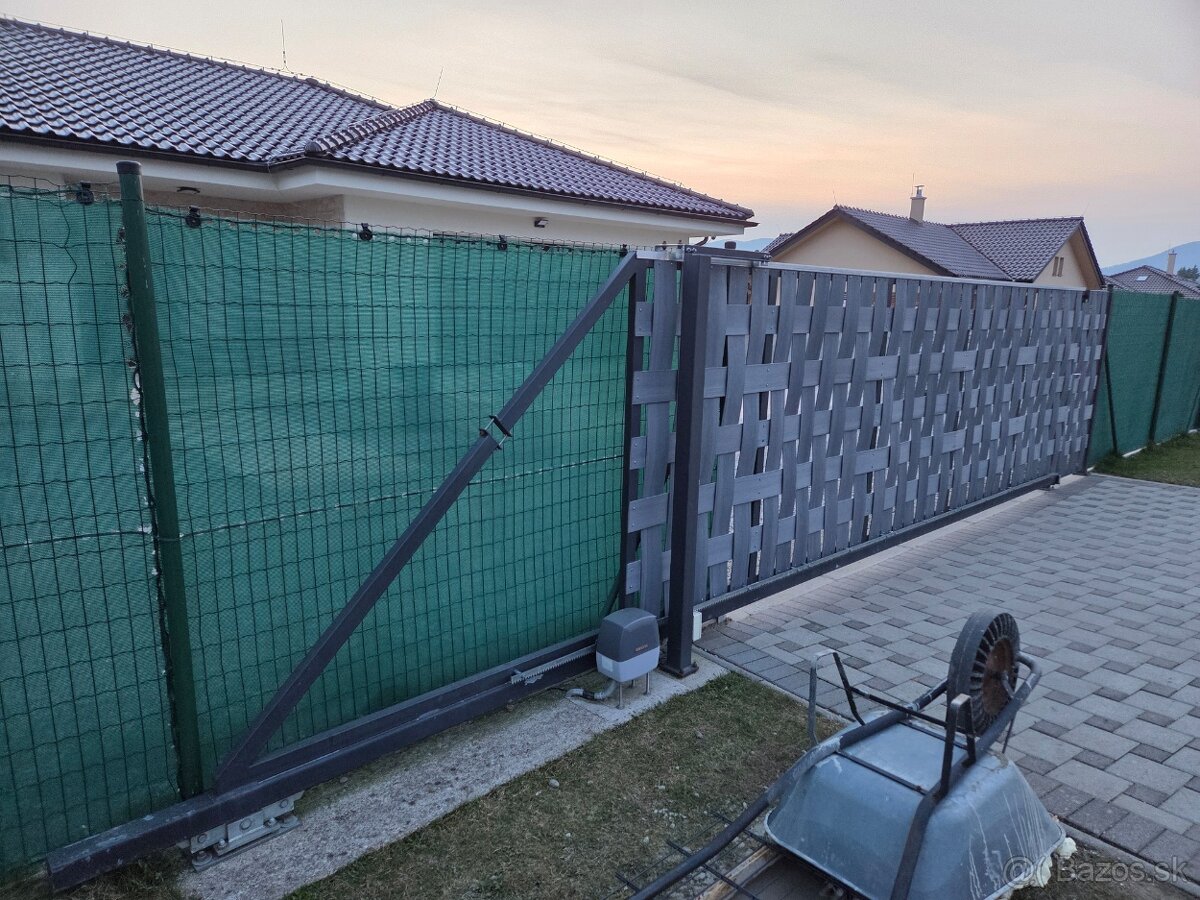 samonosná posuvná brána a bránička - 3