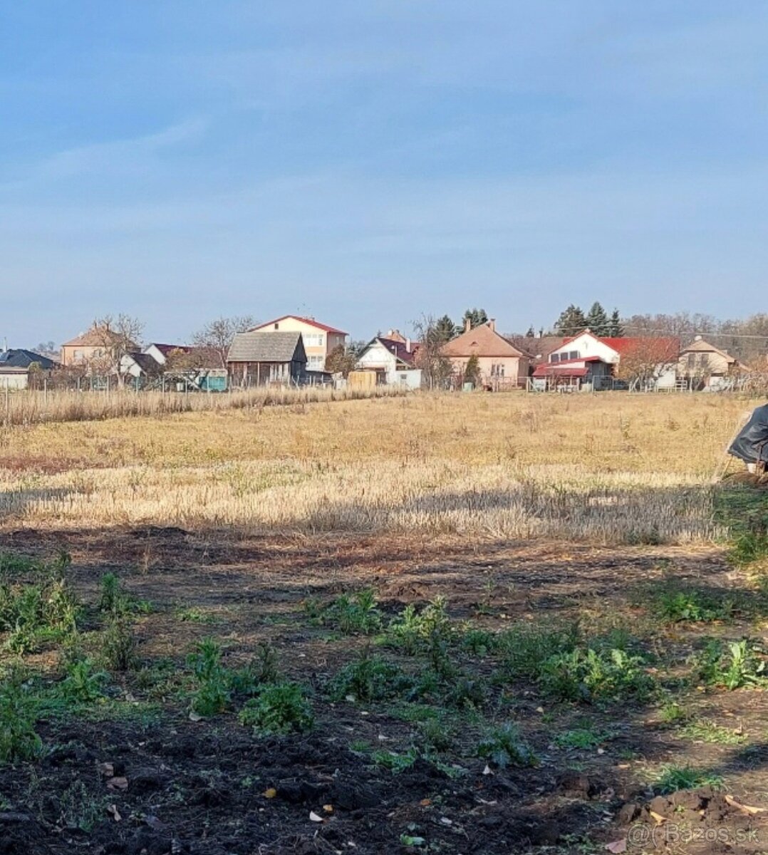 Stavebný pozemok 586 m², Dojč - 3
