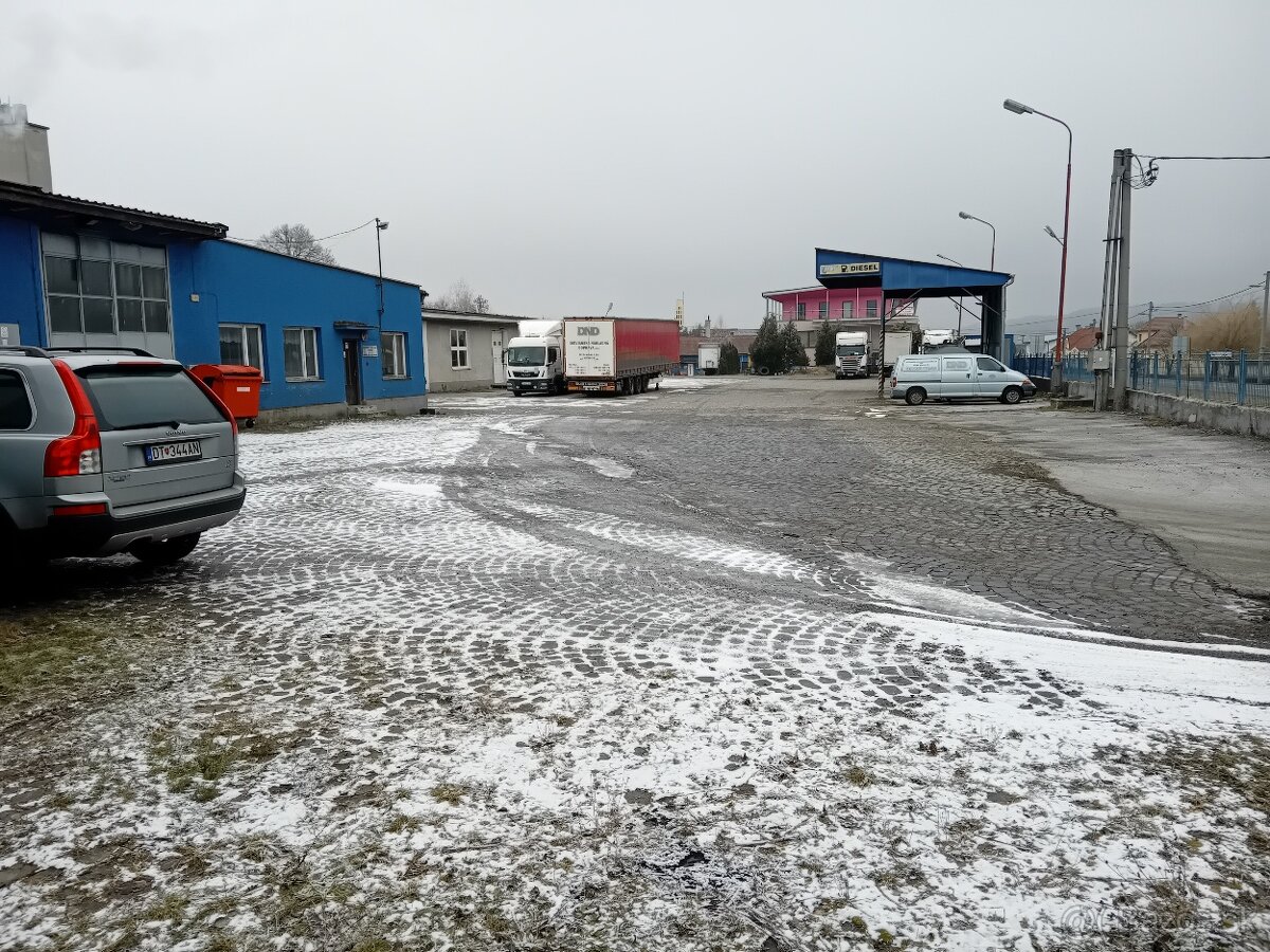 Na predaj prevádzkové priestory DND Kriváň - 3